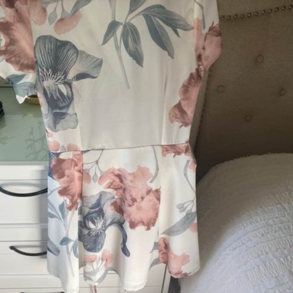 York and Blume Dress - Picture 2 of 2